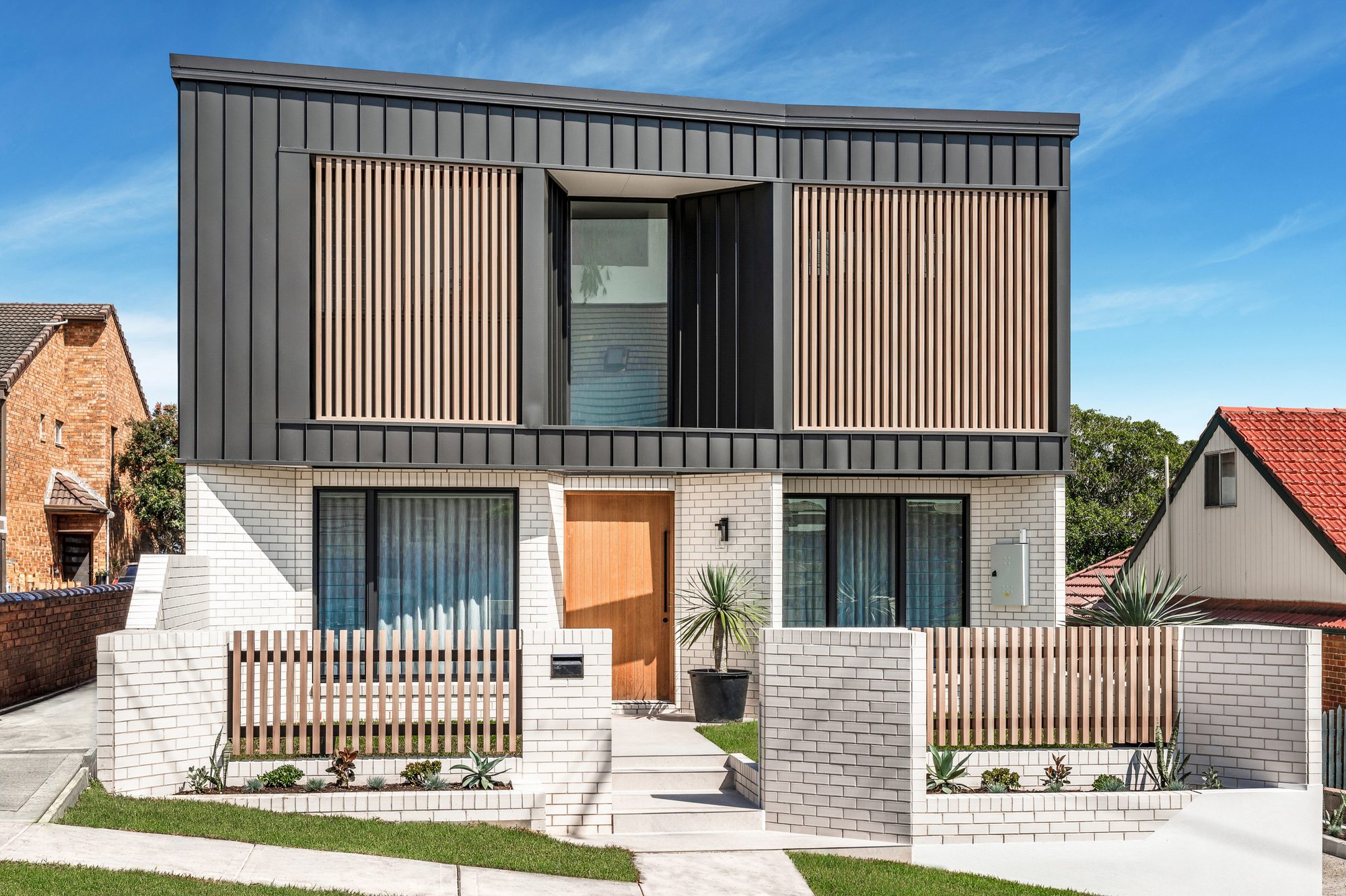 Kitchener Parade The Hill family home real estate photography — image 1